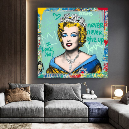 ChandelierDecor - Crowned: Marilyn Pop Art - Discover the Iconic Piece