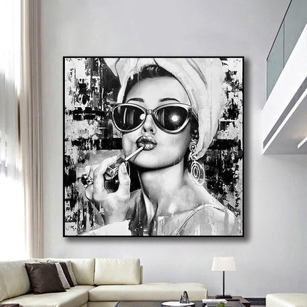 ChandelierDecor - Lips Don't Lie Canvas Art: The Perfect Wall Decor