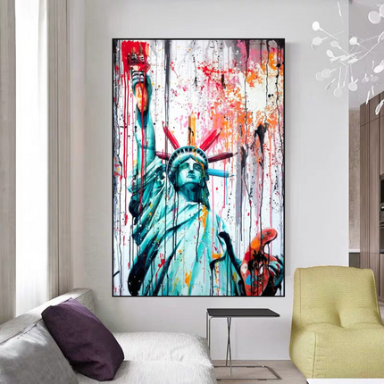 ChandelierDecor - Statue of Liberty Canvas Wall Art - A Symbol of Freedom and Hope