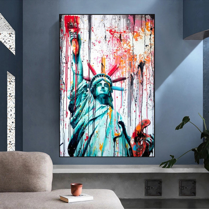 ChandelierDecor - Statue of Liberty Canvas Wall Art - A Symbol of Freedom and Hope