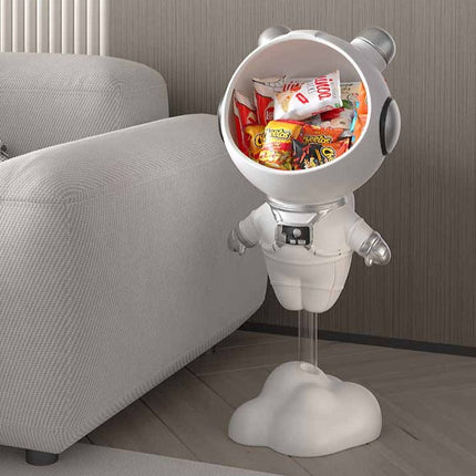 ChandelierDecor - Flying Astronauts Landing Ornament for Kids Room