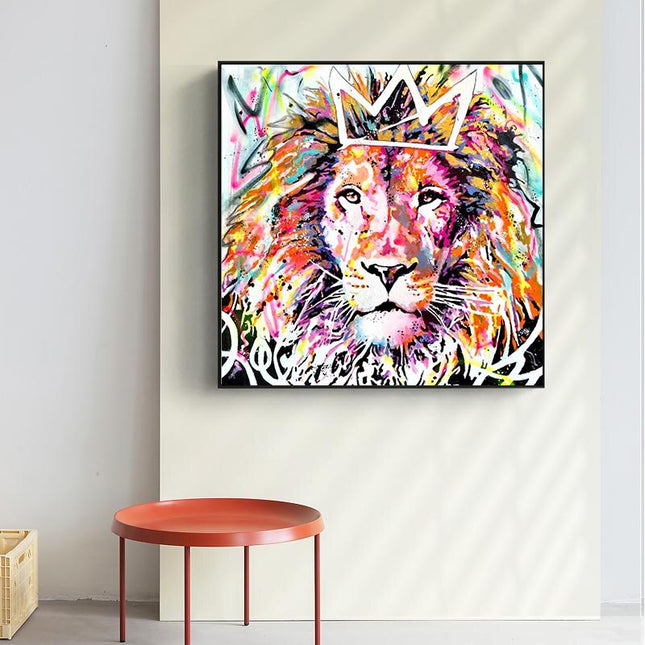ChandelierDecor - Animals Graffiti Lion With Crown Canvas Wall Art