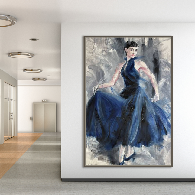 ChandelierDecor - Audrey Hepburn Show Stopper Canvas Wall Art