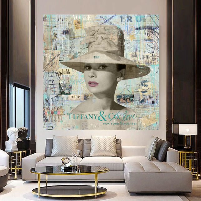 ChandelierDecor - Audrey Hepburn Tiffany Queen Canvas Art - Icon