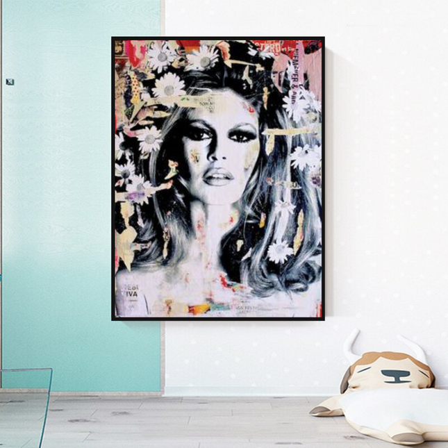 ChandelierDecor - Brigitte Bardot Floral Beauty Queen Canvas Wall Art