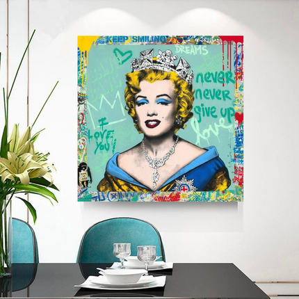 ChandelierDecor - Crowned: Marilyn Pop Art - Discover the Iconic Piece