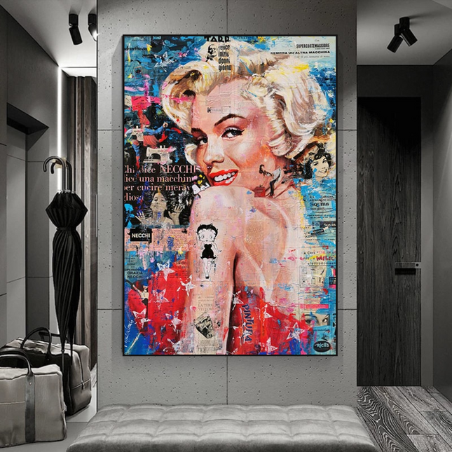ChandelierDecor - Crowned - Marilyn Pop Art: Expression of Iconic Beauty