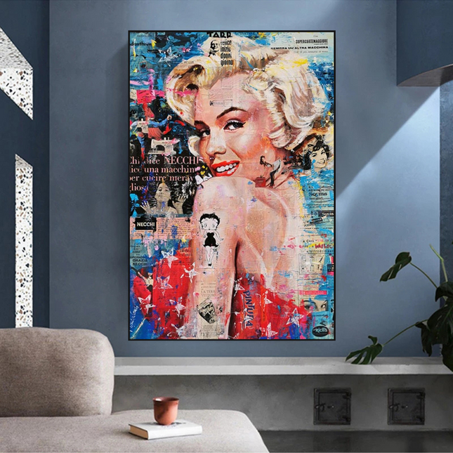ChandelierDecor - Crowned - Marilyn Pop Art: Expression of Iconic Beauty