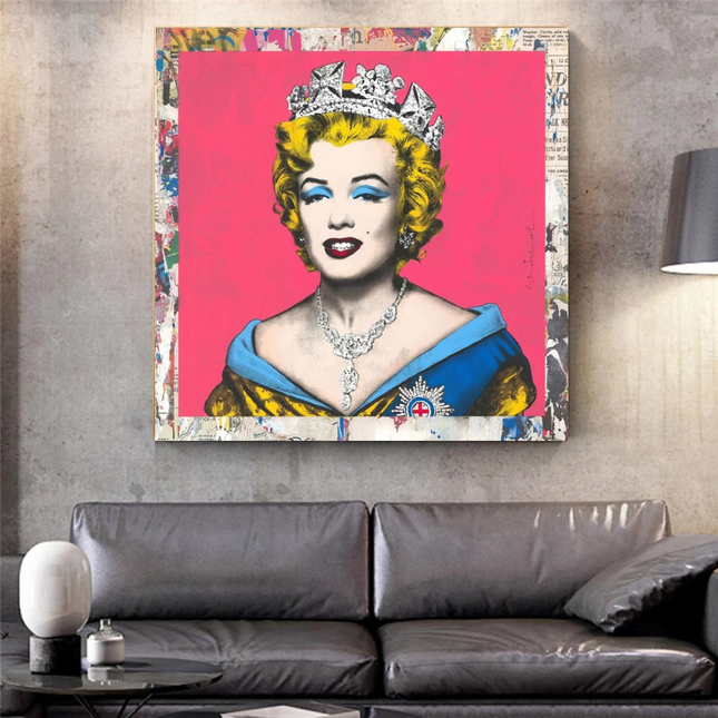 ChandelierDecor - Crowned: Marilyn Pop Art ‚Äì Perfect Blend of Royalty