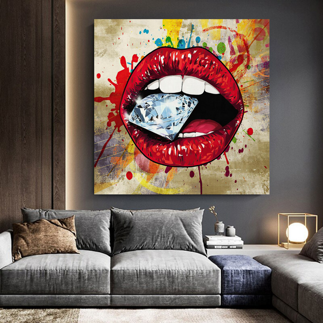 ChandelierDecor - Diamond in Lips Canvas Wall Art