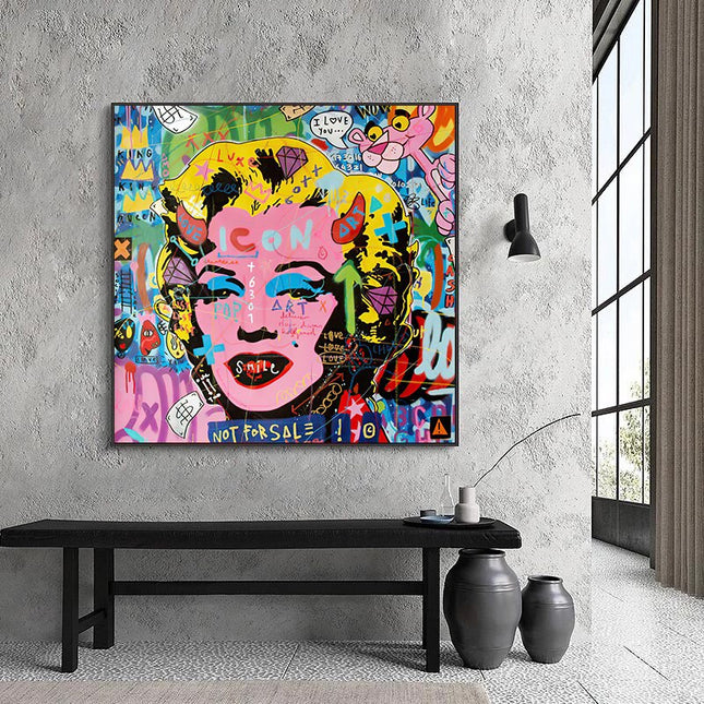 ChandelierDecor - Fashion Icon: Marilyn Pop Art - Showcasing Iconic Style