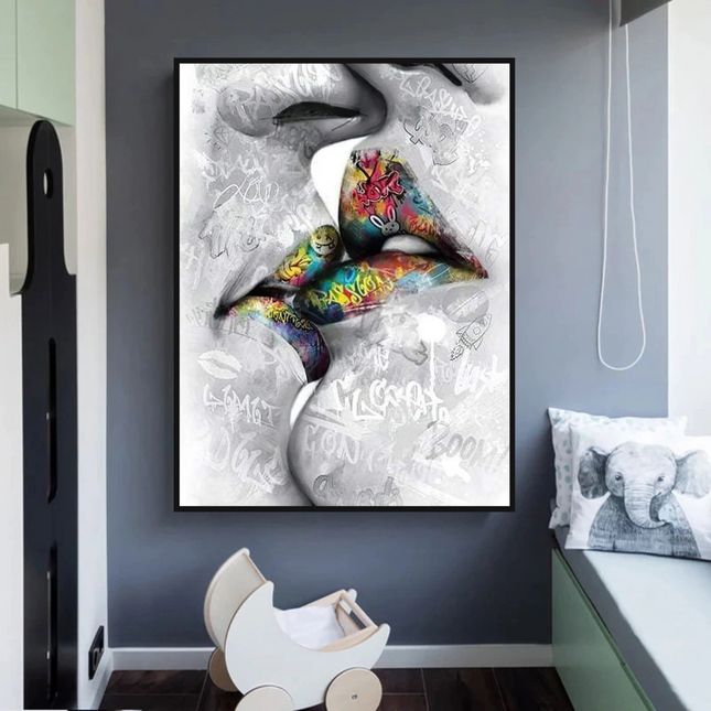ChandelierDecor - Lovers Kiss, Lips Canvas Wall Art