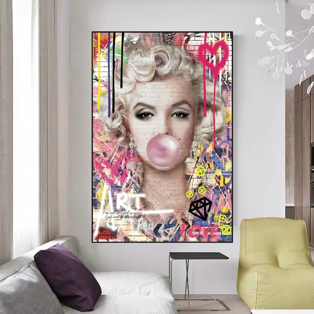 ChandelierDecor - Marilyn Chewing Gum Art: A Unique and Vibrant Creation
