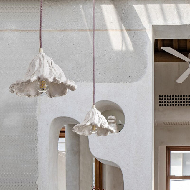 ChandelierDecor - Metal Lustre Ceiling Lamp - Elegant and Stylish Lighting