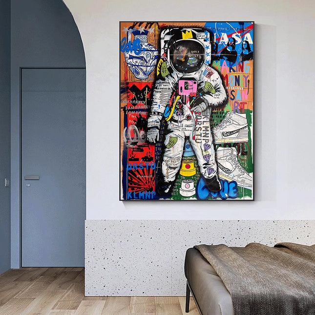 ChandelierDecor - Spaceman Luxe Canvas Wall Art