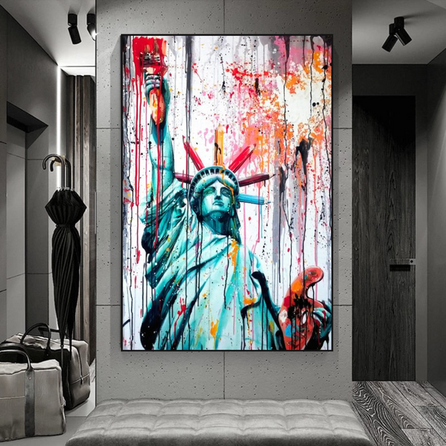 ChandelierDecor - Statue of Liberty Canvas Wall Art - A Symbol of Freedom and Hope