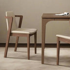 Brown / 1 Chair