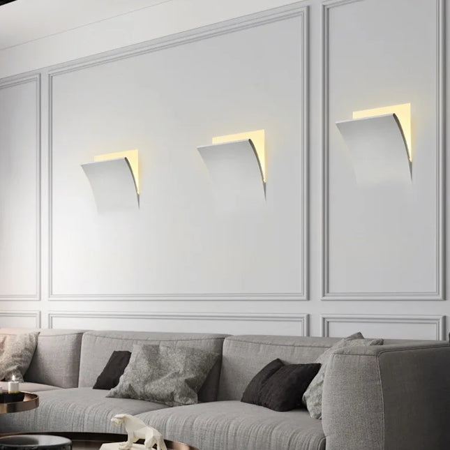 ChandelierDecor - Creative Minimalistic Wall Light - Pack of 2