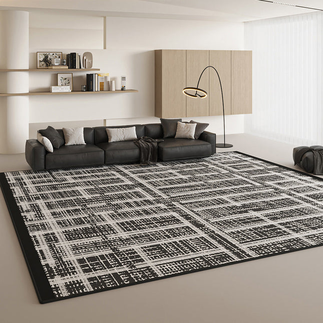 ChandelierDecor - Black & White Maze Diagonal Net Rug: Modern Sophistication