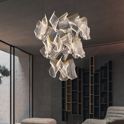 ChandelierDecor - Acrylic Chandelier: Illuminate Your Space