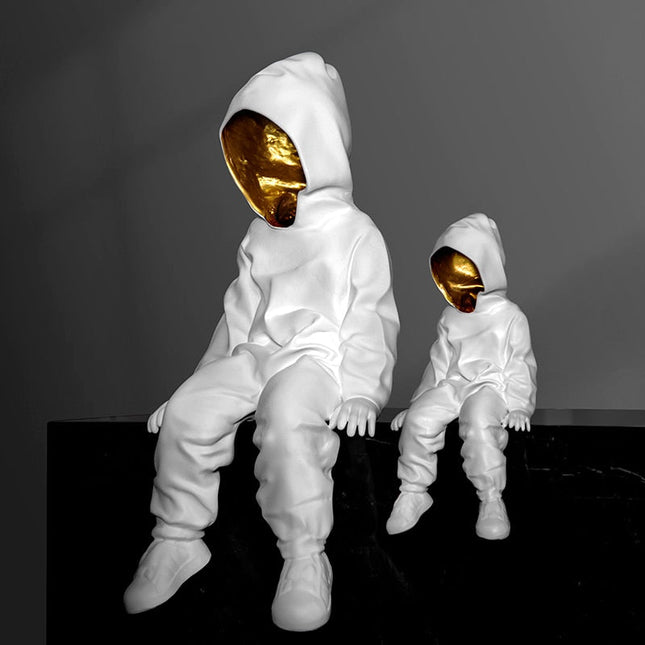 ChandelierDecor - Astronaut Direct from Space in Kitchen Statue