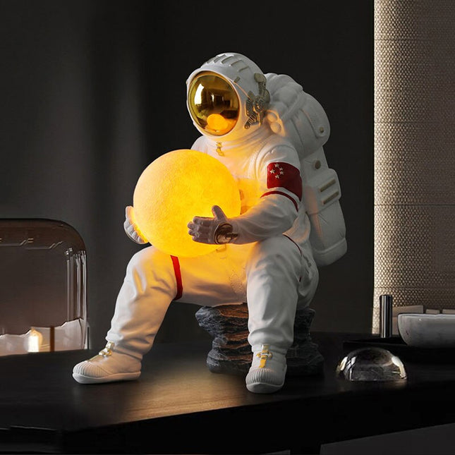 ChandelierDecor - Astronaut Sculpture Statue Light