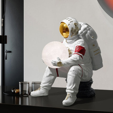 ChandelierDecor - Astronaut Sculpture Statue Light