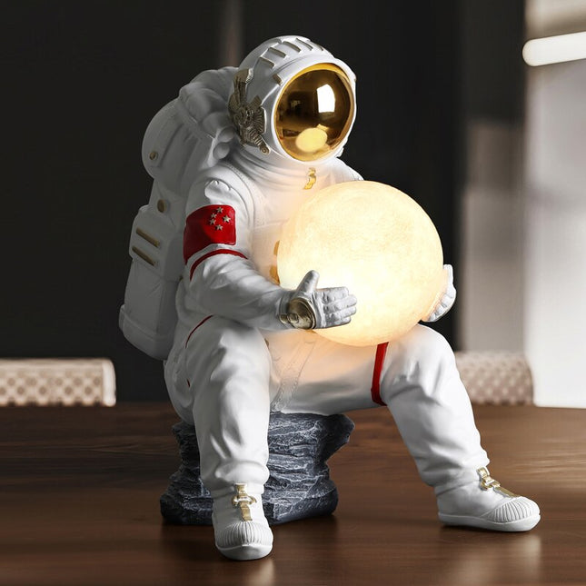ChandelierDecor - Astronaut Sculpture Statue Light