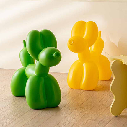 ChandelierDecor - Balloon Dog Statue: Vibrant Ornament for Festive Decor