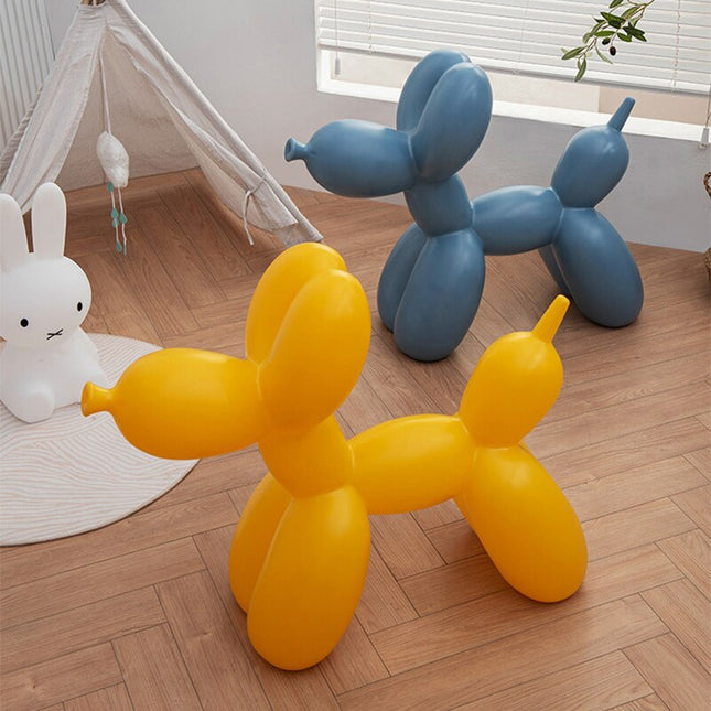ChandelierDecor - Balloon Dog Statue: Vibrant Ornament for Festive Decor
