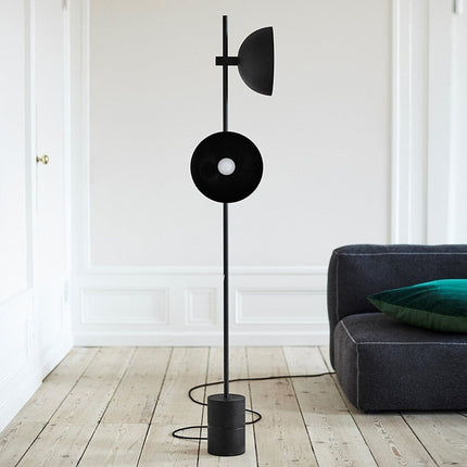 ChandelierDecor - Black Heavy Standing Lamp: Durable Design and Elegant Style