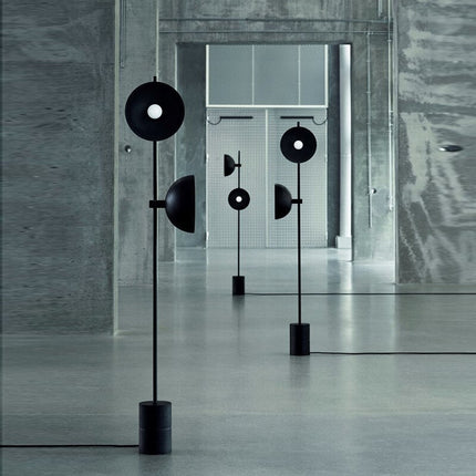 ChandelierDecor - Black Heavy Standing Lamp: Durable Design and Elegant Style