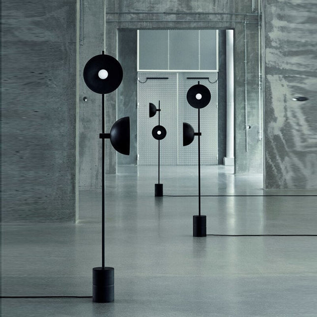 ChandelierDecor - Black Heavy Standing Lamp: Durable Design and Elegant Style