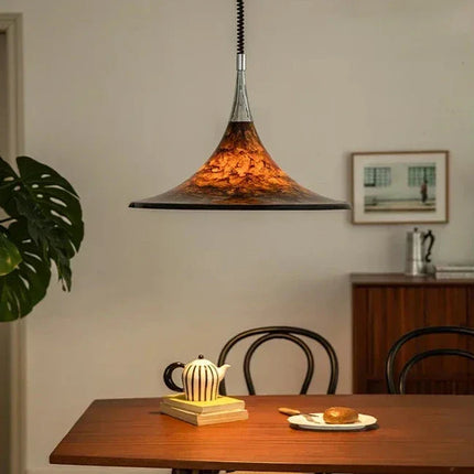 ChandelierDecor - Modern Horn-Shaped LED Pendant Light – Sleek Iron Finish