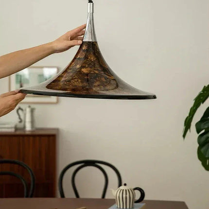 ChandelierDecor - Modern Horn-Shaped LED Pendant Light – Sleek Iron Finish