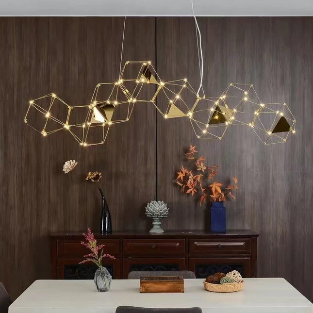ChandelierDecor - Firefly Chandelier: Mesmerizing Illumination