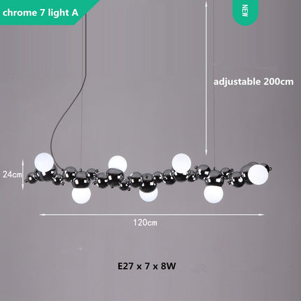 ChandelierDecor - Globes Lustre Chandelier: Elegant and Radiant Lighting
