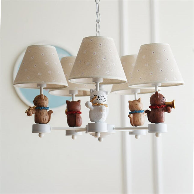 ChandelierDecor - Kitty Chandelier: Exquisite Lighting for a Playful Touch
