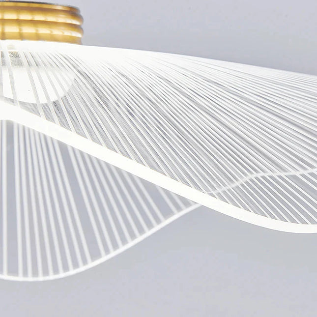 ChandelierDecor - Lotus Leaf Chandelier: Elegant Lighting for Your Space