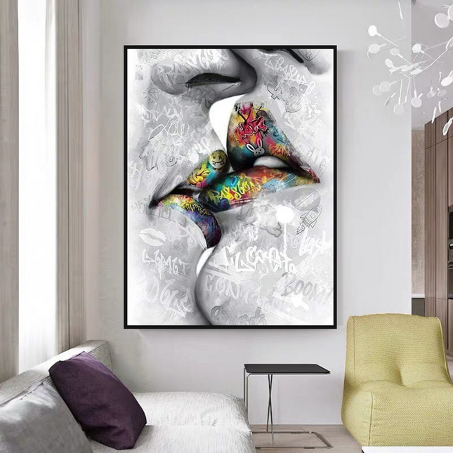 ChandelierDecor - Lovers Kiss, Lips Canvas Wall Art