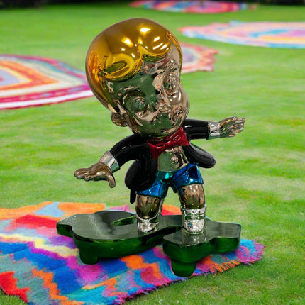 ChandelierDecor - Richie Rich Skating Money Sculpture Statue