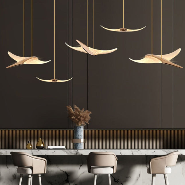 ChandelierDecor - Seagull Hanging Light Staircase Chandelier – LED Lighting